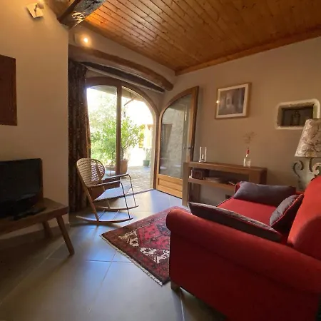 Holiday home L'athanor - L'amandier *